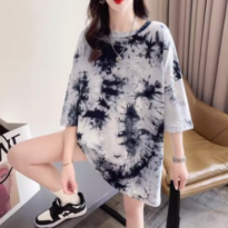 大码女装中长款扎染短袖t恤女夏季新款宽松韩版设计感上衣潮